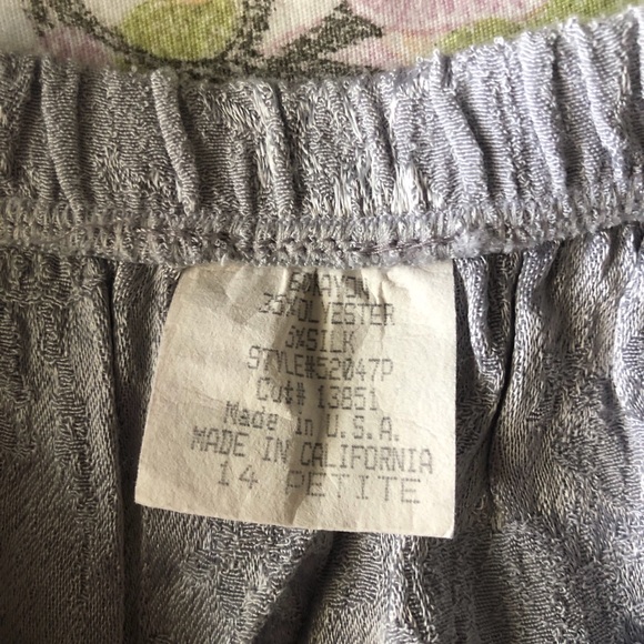 Vintage 90s Grey floral maxi asymmetrical ruffle tiered skirt - Picture 6 of 8